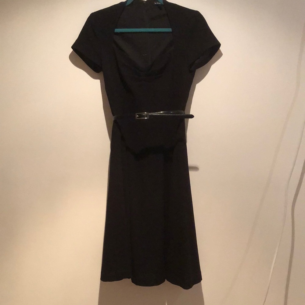 A line sweetheart neckline office appropriate LBD